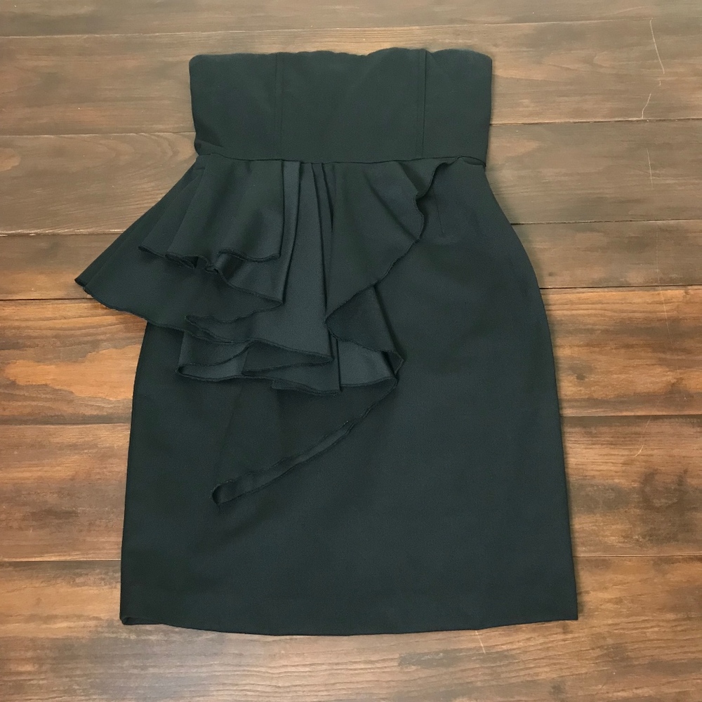 Alice & Olivia strapless peplum dress